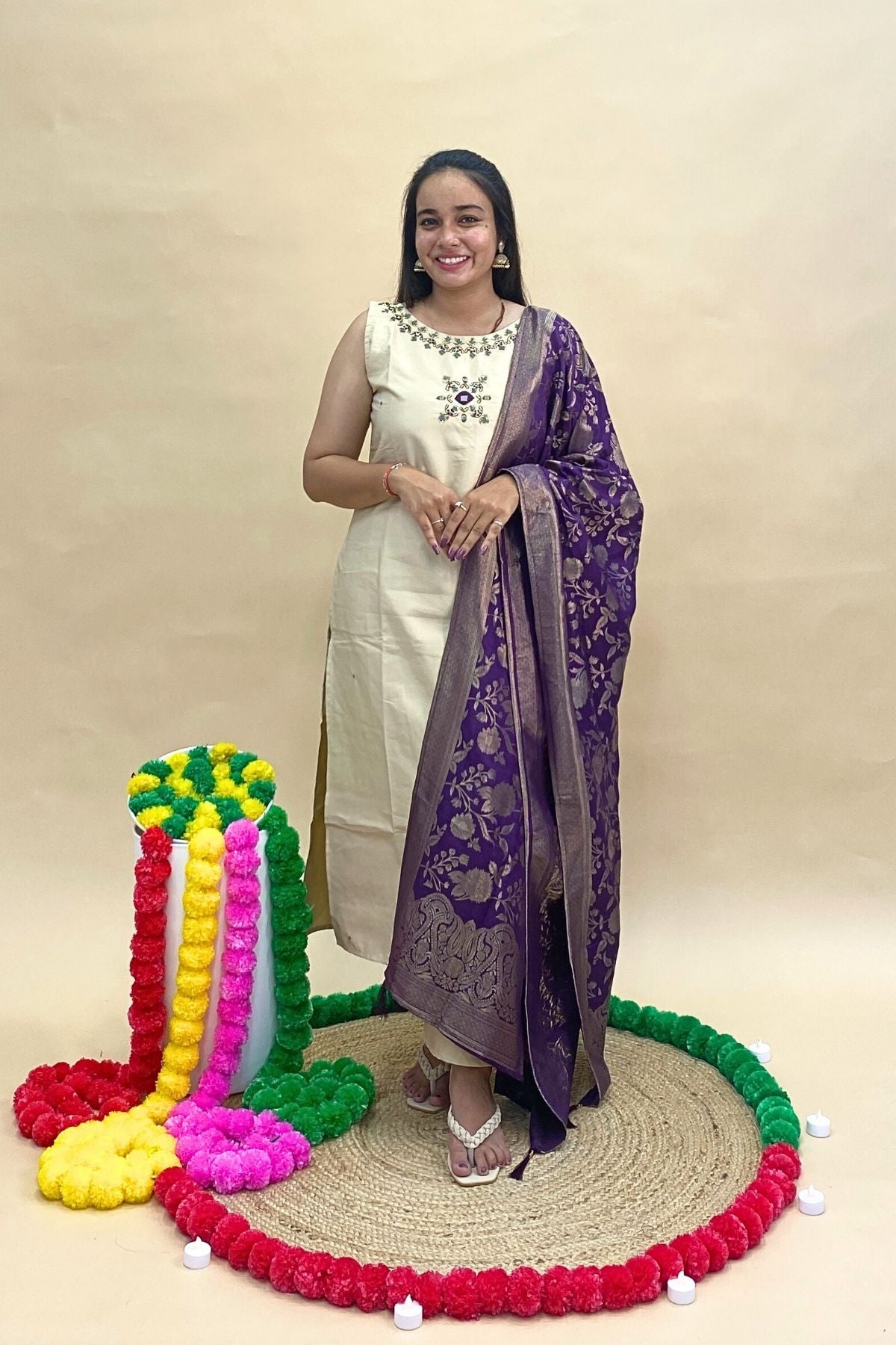 Premium Gadwal Sleeveless Kurti Pant Set – Abhla, Thread & Cut Dana Embroidered Neckline with Contrast Banarasi Dupatta