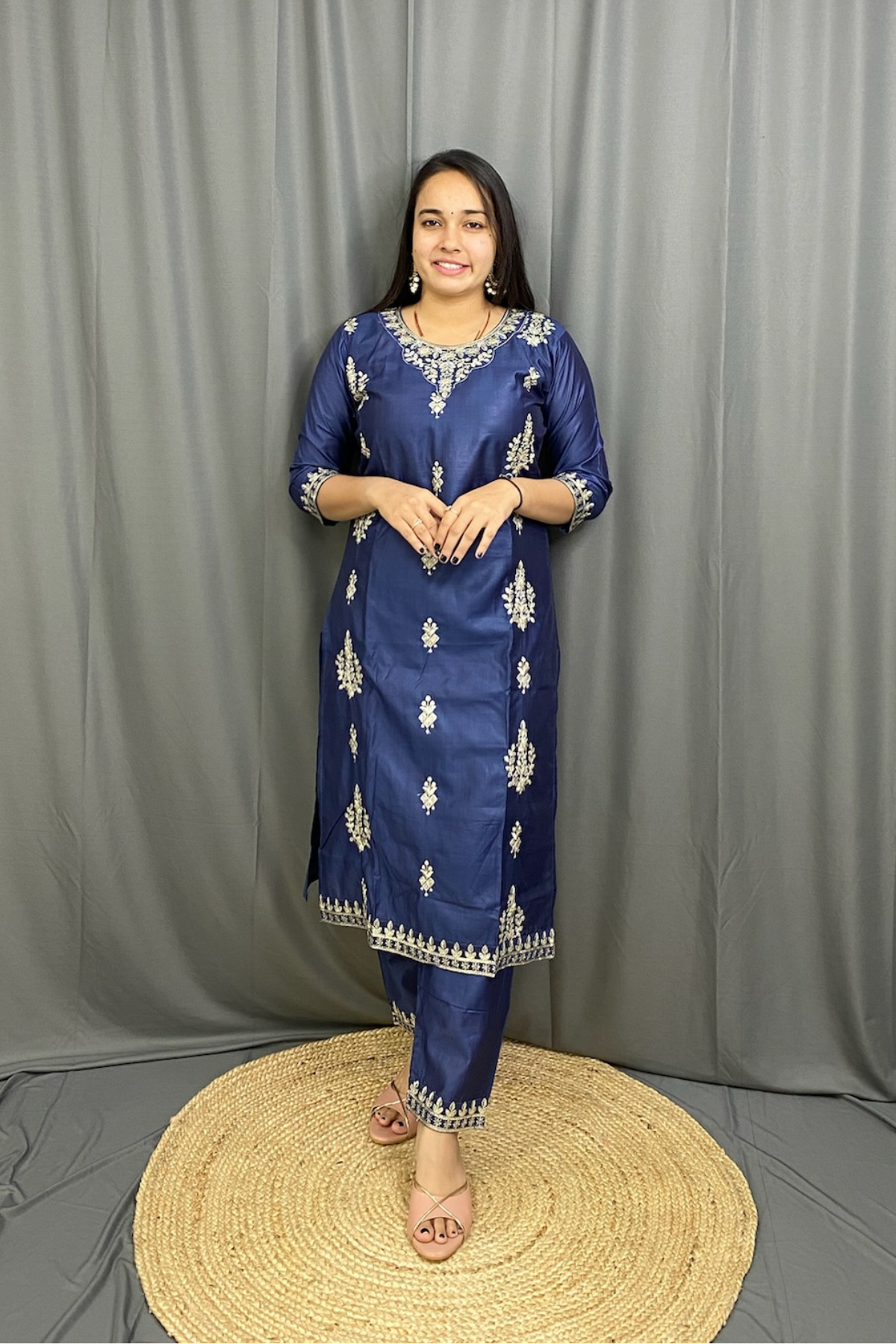 Roman Silk Kurti Pant Dupatta Set with Exquisite Zari Work and Elegant Detailing