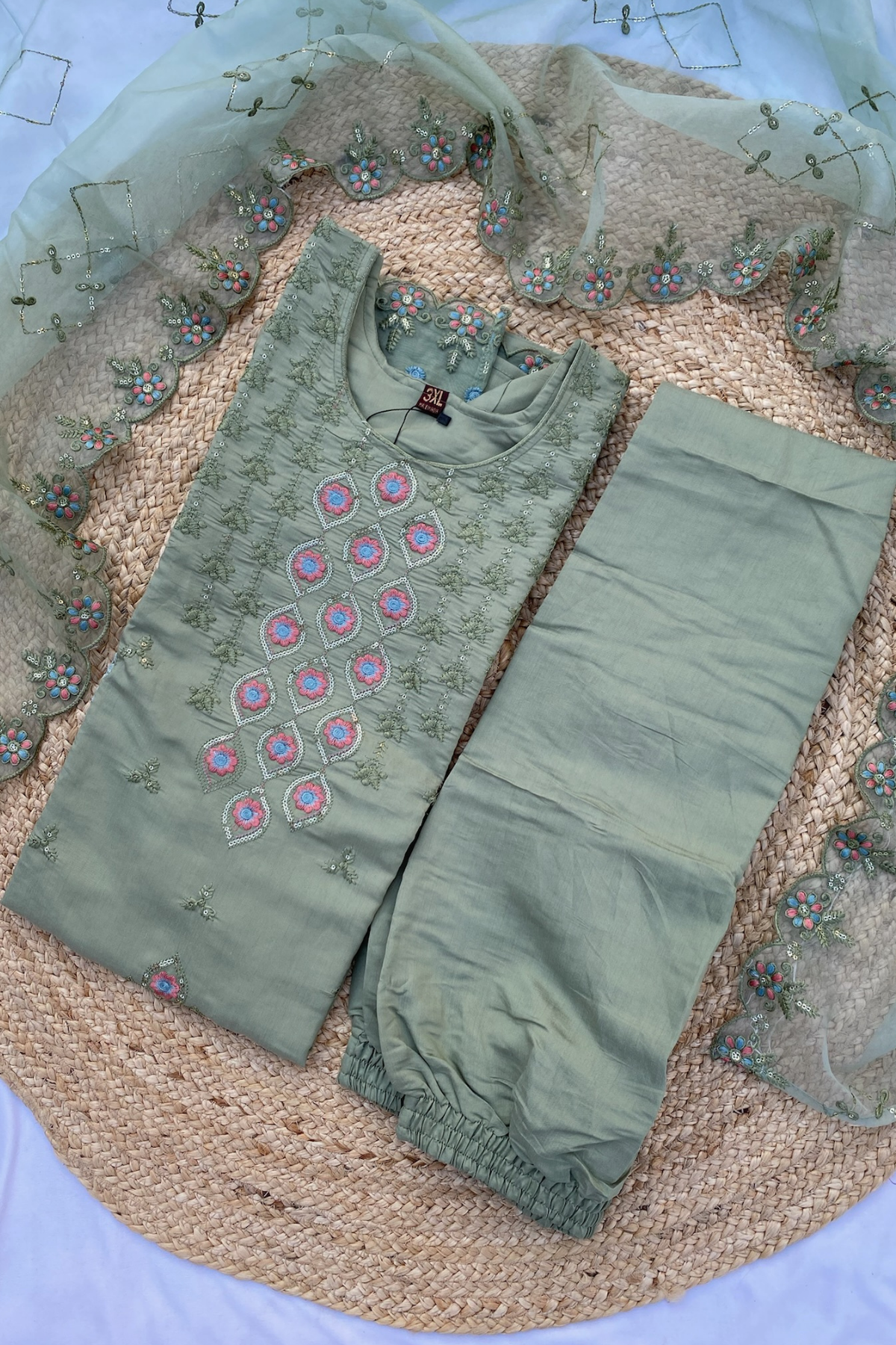 Plus Size Pakistani Style Roman Silk Kurti with Embroidery & Lace Work – Festive Ethnic Wea