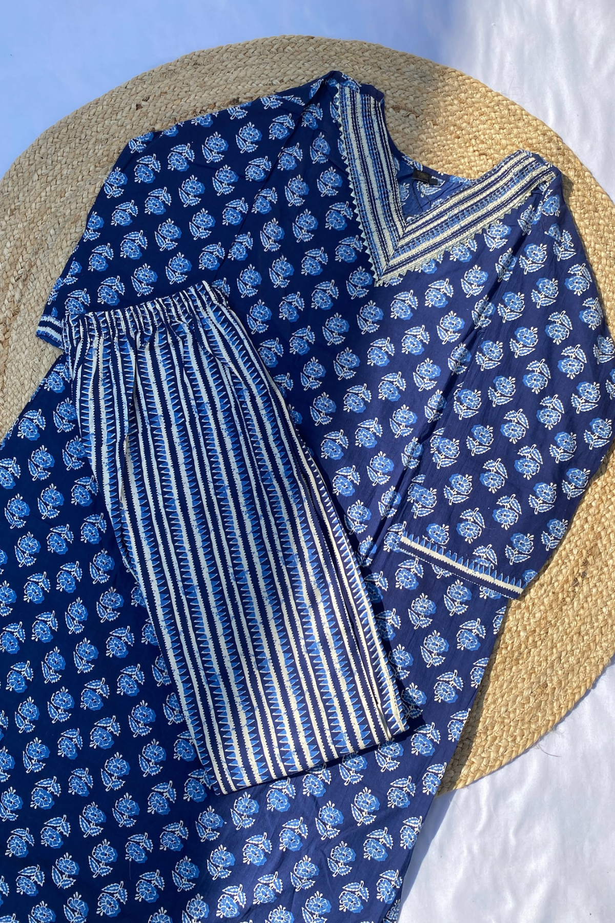 A plus-size V-neck cotton Kurti pant set with a dupatta