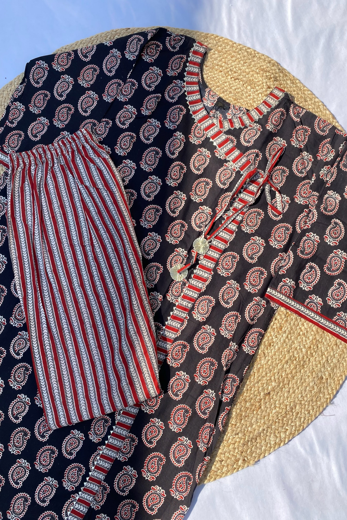 Plus-size cotton suit set with angrakha style and a dupatta