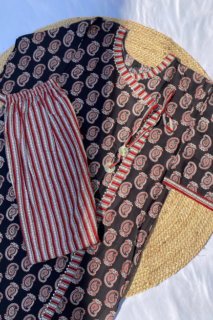 Plus-size cotton suit set with angrakha style and a dupatta