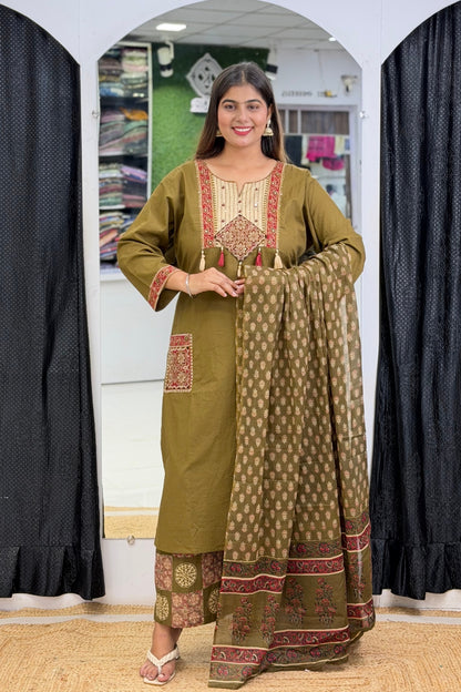 Plus Size Pure Cotton Kurta Palazzo Dupatta Set with Ajrak Patch Wor