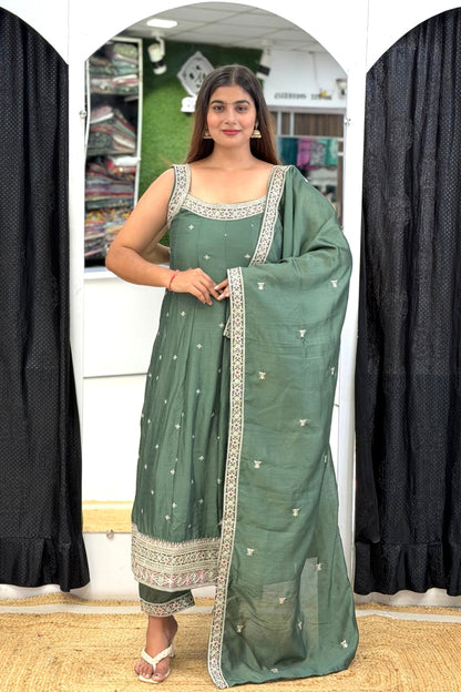 Roman Silk Sleeveless Anarkali Suit Set with Tikki Embroidery & Lace Dupatta