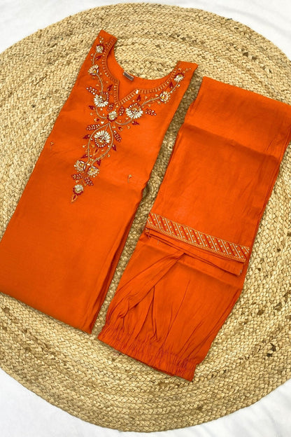 Orange 