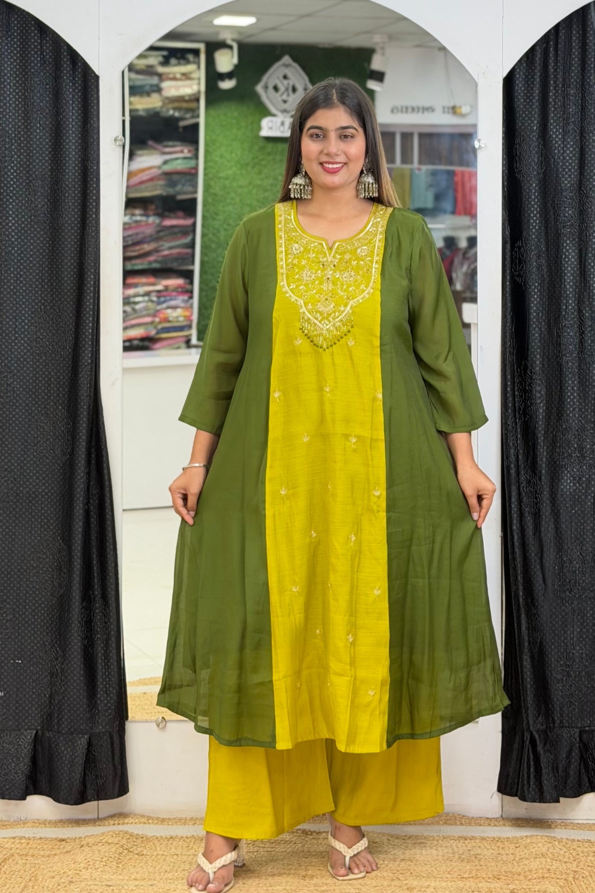Plus Size Mul Chanderi Anarkali Kurta Pant Dupatta Set with Cutdana & Beadwork