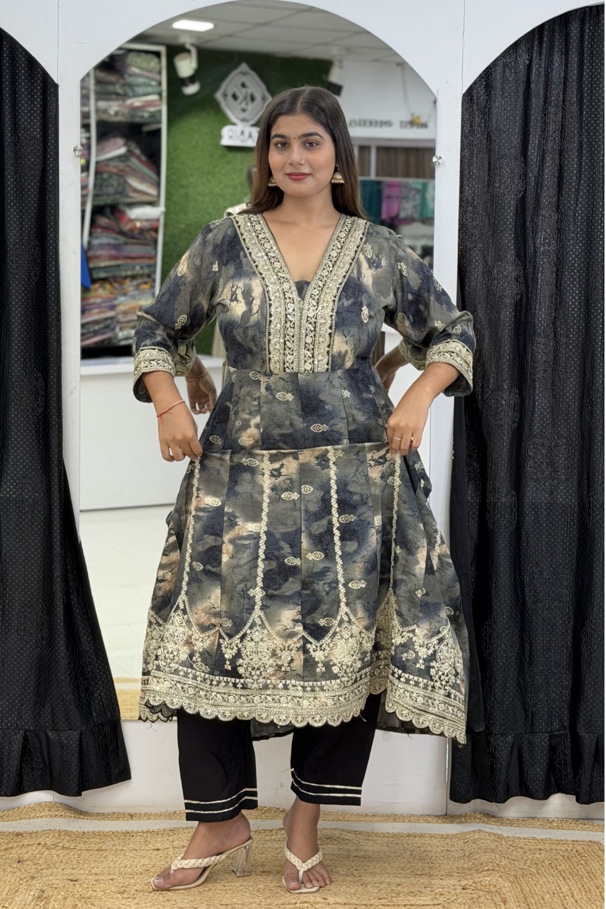 Heavy Rayon Tie-Dye Print V-Neck Full Ghera Anarkali Kurti Pant Set