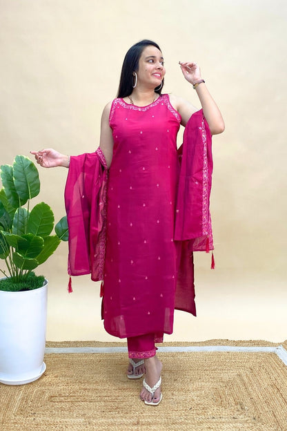Sleeveless Silk Kurti Pant Dupatta Set with Attachable Sleeves, All-Over Embroidery,Festive Wear