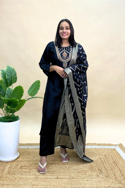 Cotton Kurti Pant Set with Banarasi Dupatta & Embroidered Neck, Perfect for festive wear