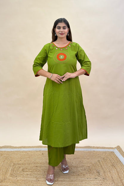 Parrot Green