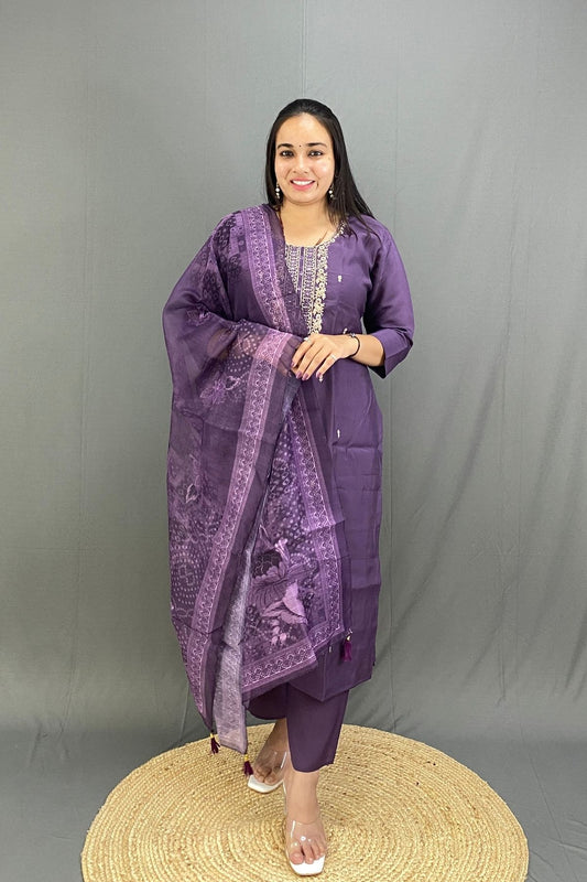 Graceful Roman Silk Kurti Pant Set with Zari & Mirror Work Neckline & Floral Organza Dupatta